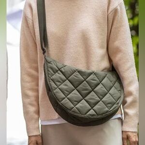 Unisex Quilted Olive Green Crossbody Bag Uniqlo